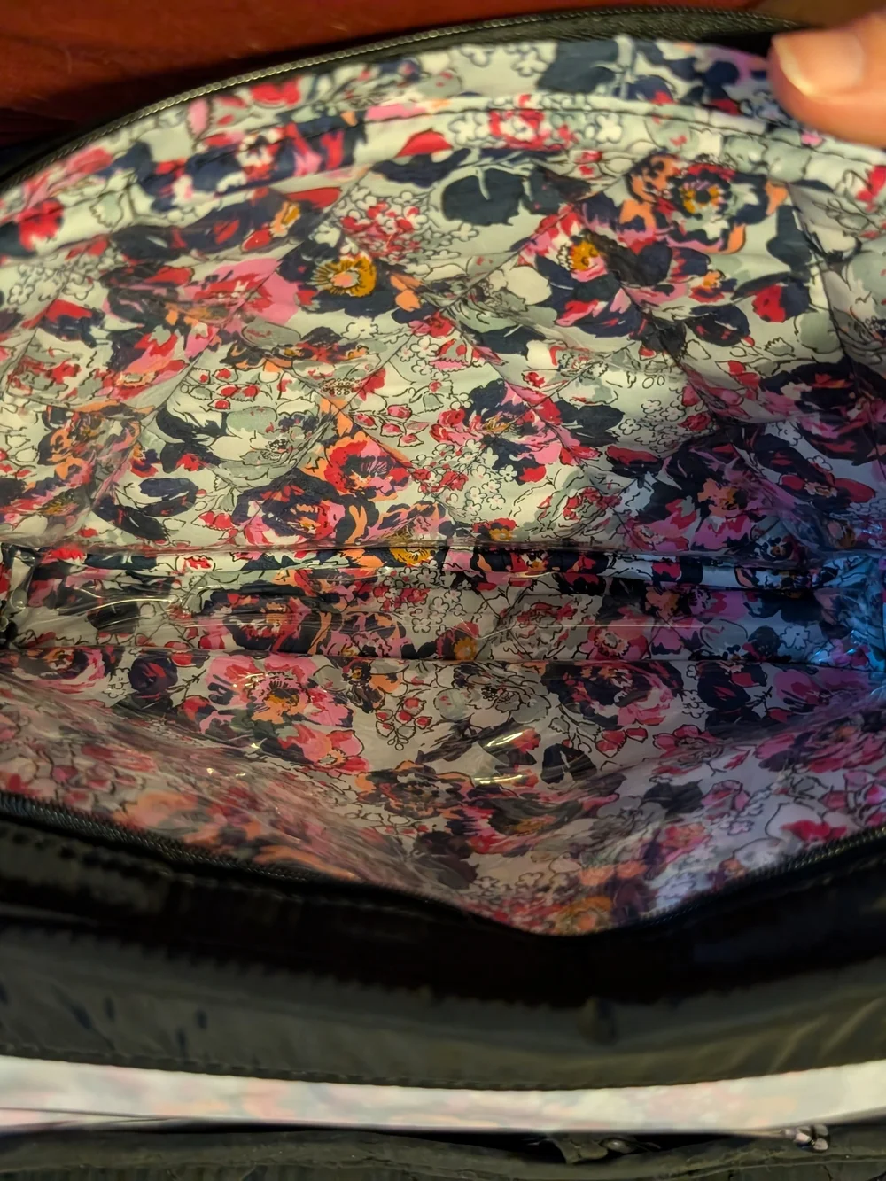 Vera Bradley Quilted Black Travel Hanging Cosmetic Case